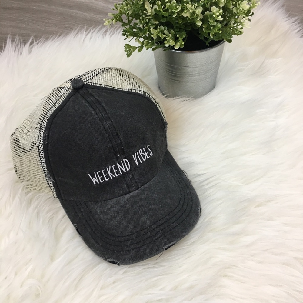 WEEKEND VIBES Distressed Mesh Baseball Cap - Picture 3 of 8